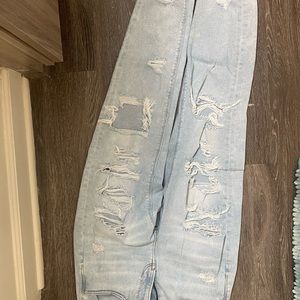 American Eagle Stretch Mom Jeans - Light Wash Ripped.